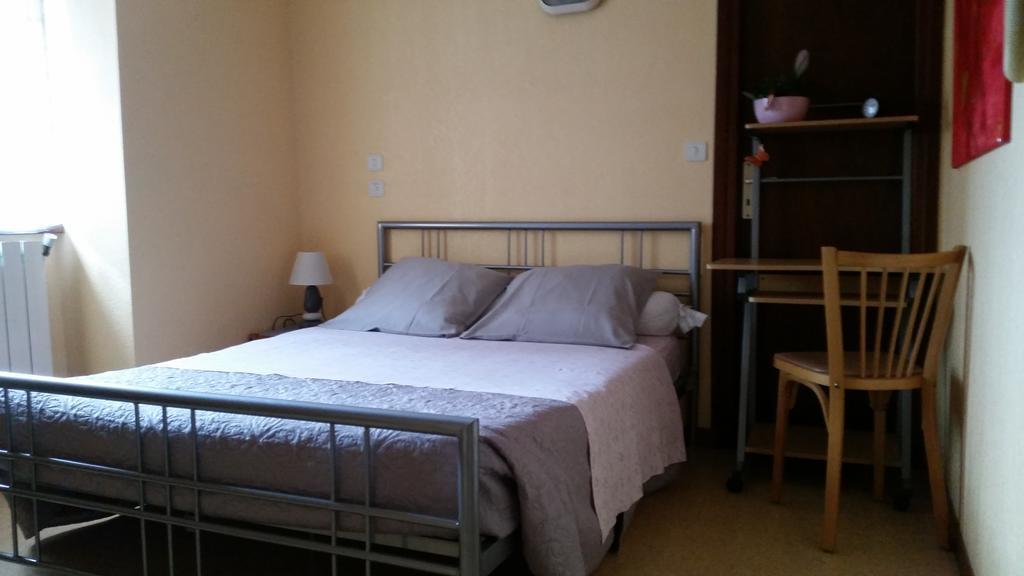 Hotel Des Touristes Пиерфит-Нестала Екстериор снимка